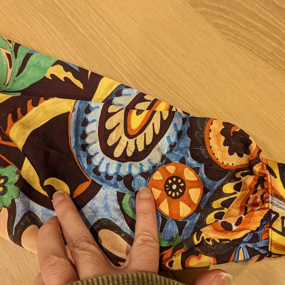 Colorful Paisley Women's Blouse - Picture 6 of 8